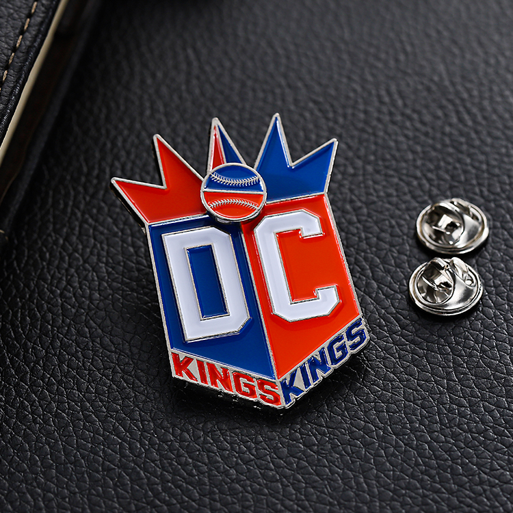 Metal Customized Silver Kings Crown 2 in 1 Pin