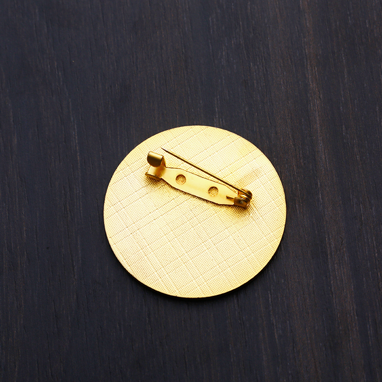 Die Struck Round Metal 24K Gold Pin
