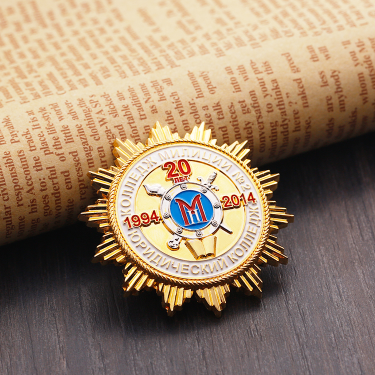 Custom Metal Round Russia Badge with Screw