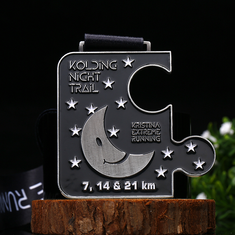 Custom High Quality Silver Night Run Medal for Winner