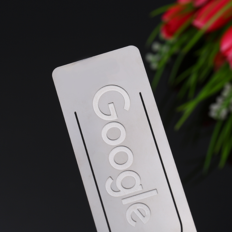 Customized Cool Cut Out Stainless Steel Bookmark for Book